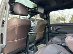
										Toyota Sienna, 2022 full									
