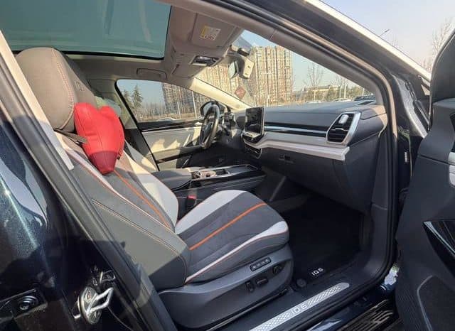 
								Volkswagen ID.6 CROZZ, 2022 full									