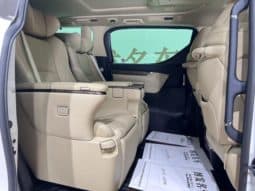 
										Toyota Vellfire (II), 2023 full									