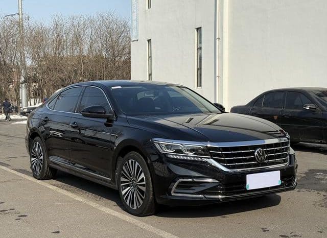 
								Volkswagen Passat, 2021 full									