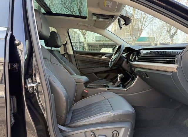 
								Volkswagen Passat, 2021 full									