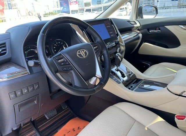 
								Toyota Vellfire (II), 2023 full									