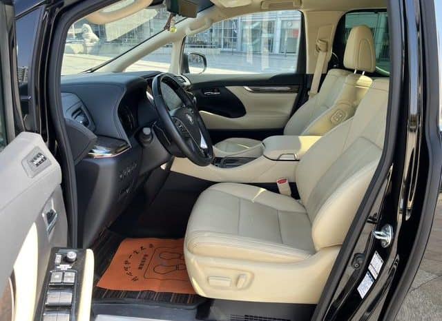 
								Toyota Vellfire (II), 2023 full									