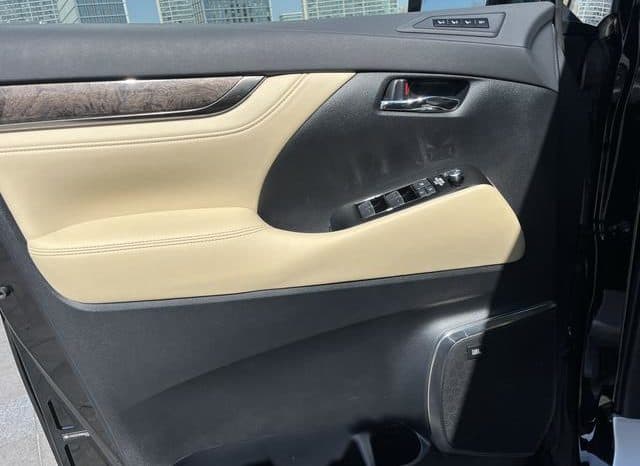 
								Toyota Vellfire (II), 2023 full									