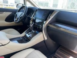 
										Toyota Vellfire (II), 2023 full									