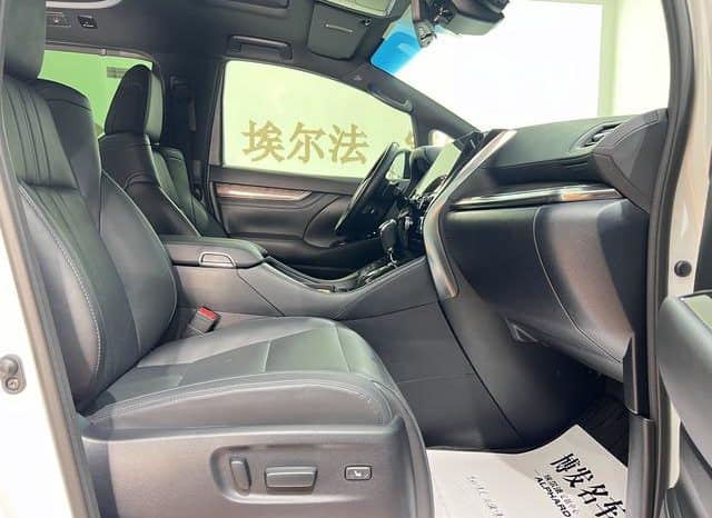 
								Toyota Vellfire (II), 2022 full									