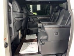 
										Toyota Vellfire (II), 2022 full									