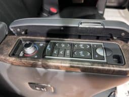 
										Toyota Vellfire (II), 2022 full									
