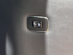 
										Toyota Vellfire (II), 2022 full									