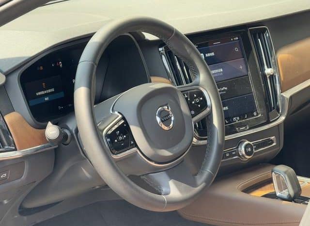 
								Volvo S90, 2023 full									