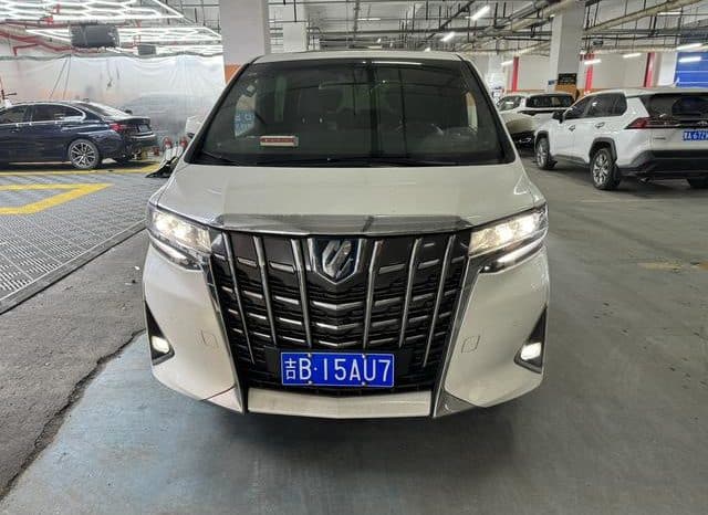 
								Toyota Vellfire (II), 2021 full									