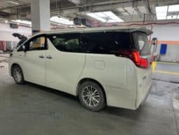 
										Toyota Vellfire (II), 2021 full									