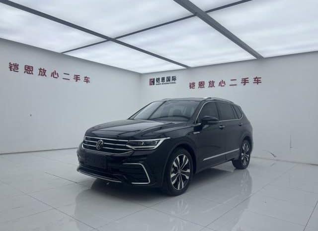 67ac3fc4497ab Volkswagen Tiguan L, 2023