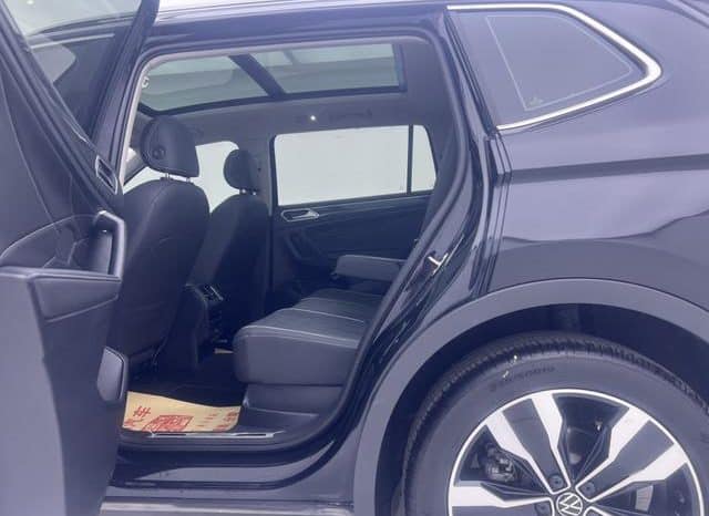 
								Volkswagen Tiguan L, 2023 full									