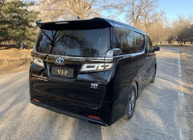 
								Toyota Vellfire, 2023 full									
