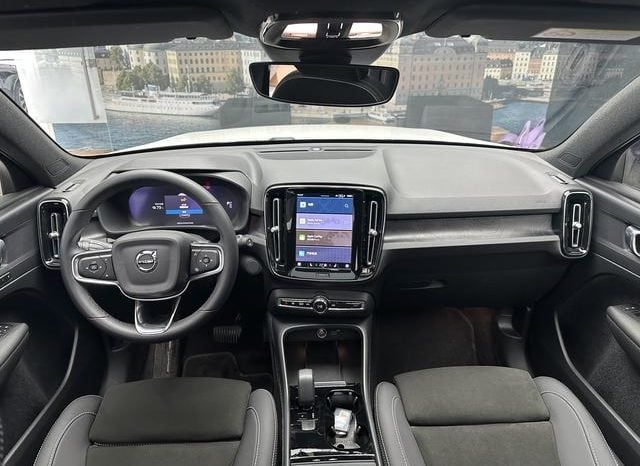 
								Volvo XC40 RECHARGE, 2024 full									