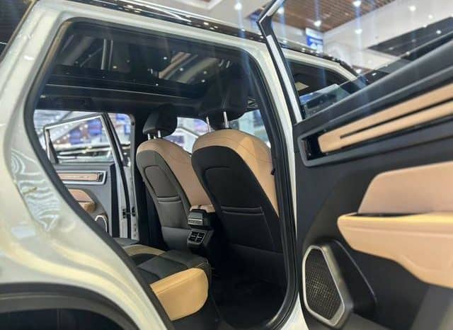 
								Geely ICON, 2023 full									