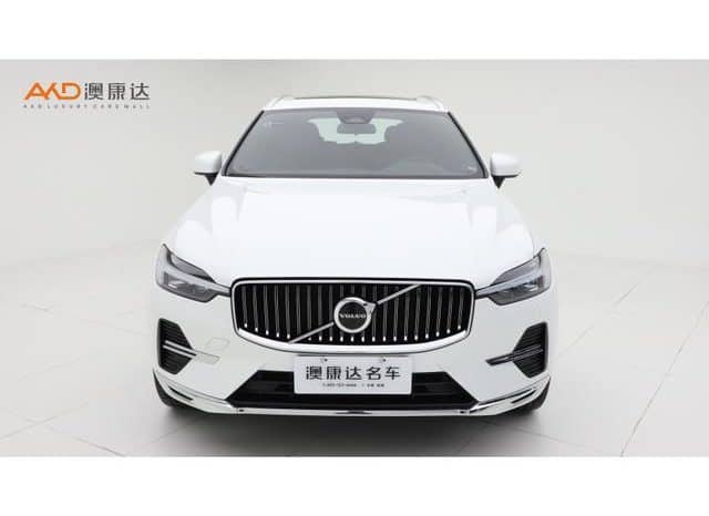 
								Volvo XC60, 2023 full									
