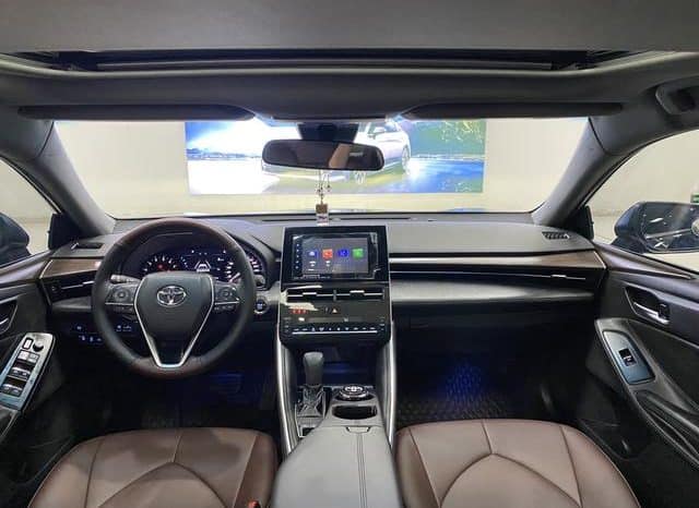 
								Toyota Avalon, 2022 full									