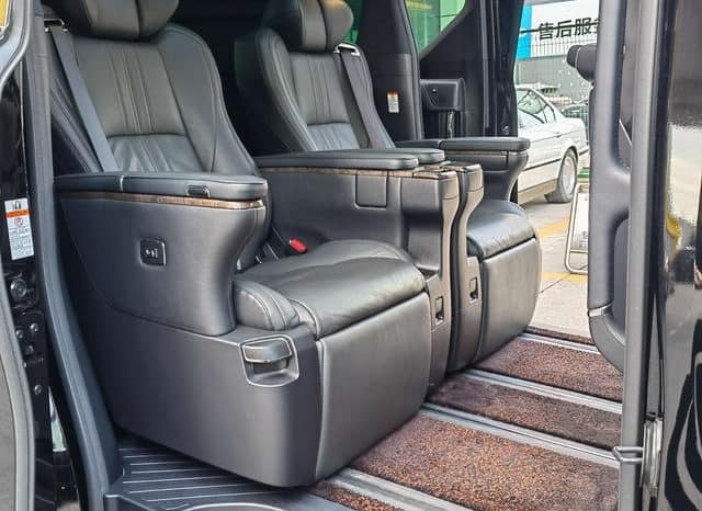
								Toyota Vellfire (II), 2021 full									