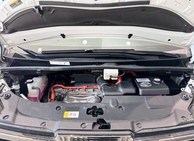 
								Toyota Vellfire, 2023 full									