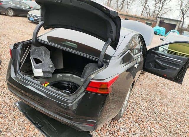 
								Nissan Altima (VI), 2021 full									