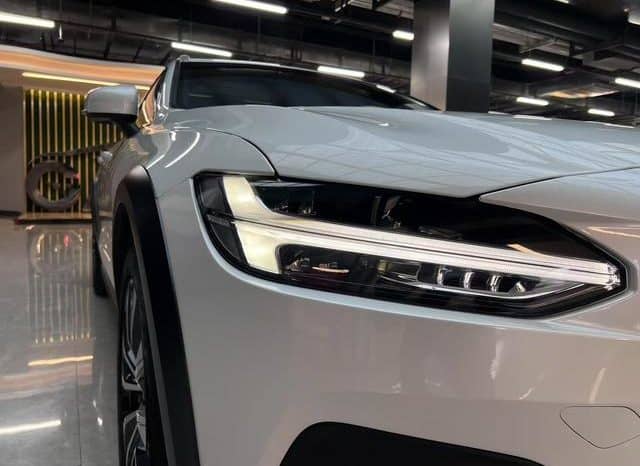 
								Volvo V90, 2024 full									