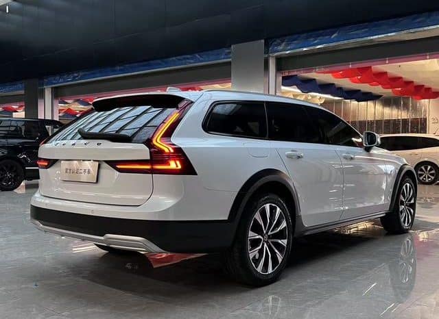 
								Volvo V90, 2024 full									