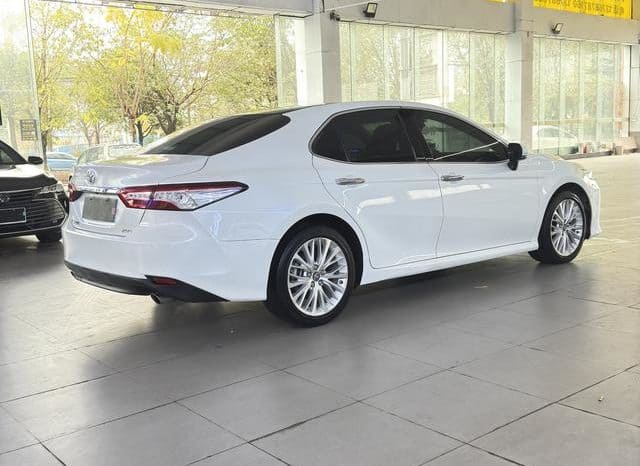 
								Toyota Camry, 2020 full									