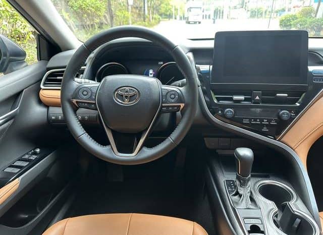 
								Toyota Camry, 2021 full									