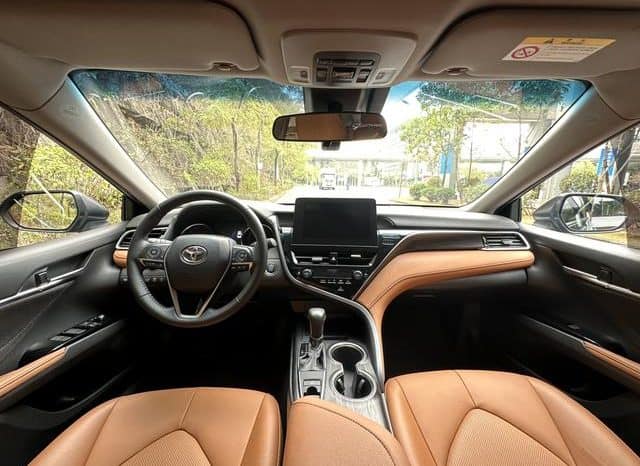 
								Toyota Camry, 2021 full									
