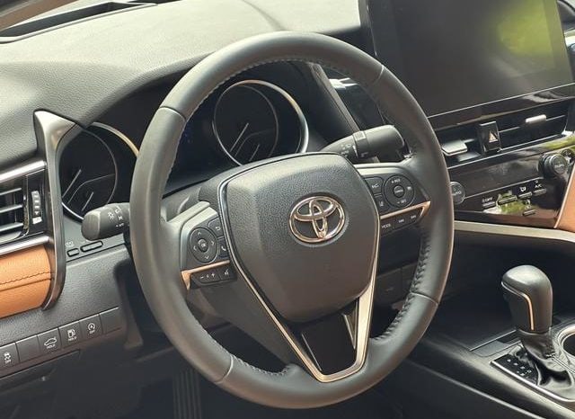 
								Toyota Camry, 2021 full									