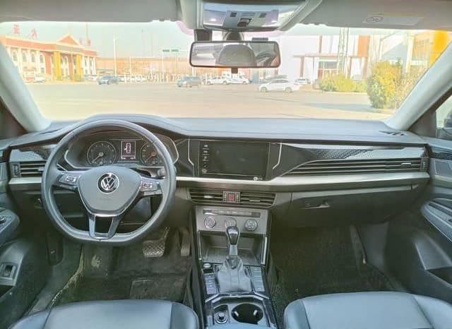 
								Volkswagen Passat, 2021 full									