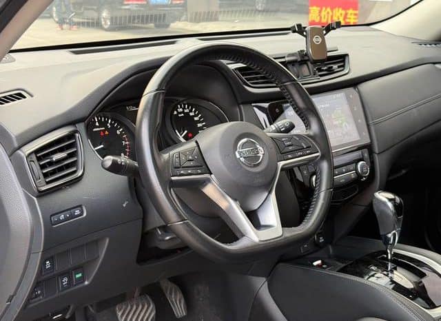
								Nissan X-Trail (III), 2020 full									