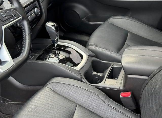 
								Nissan X-Trail (III), 2020 full									