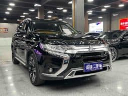 
										Mitsubishi Outlander II, 2020 full									