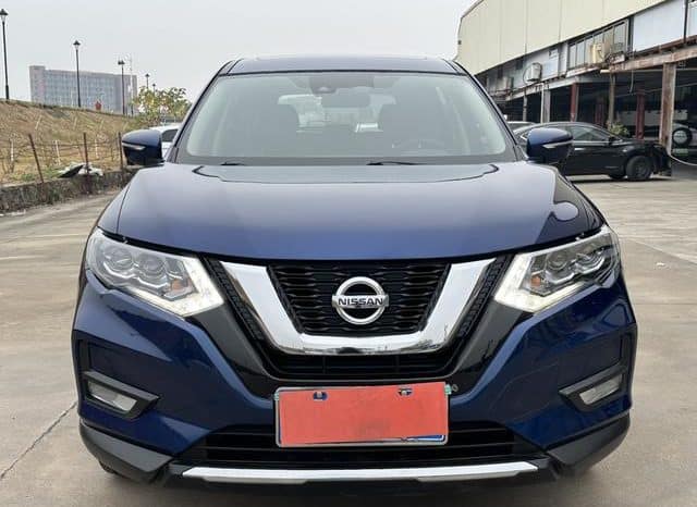 
								Nissan X-Trail (III), 2021 full									