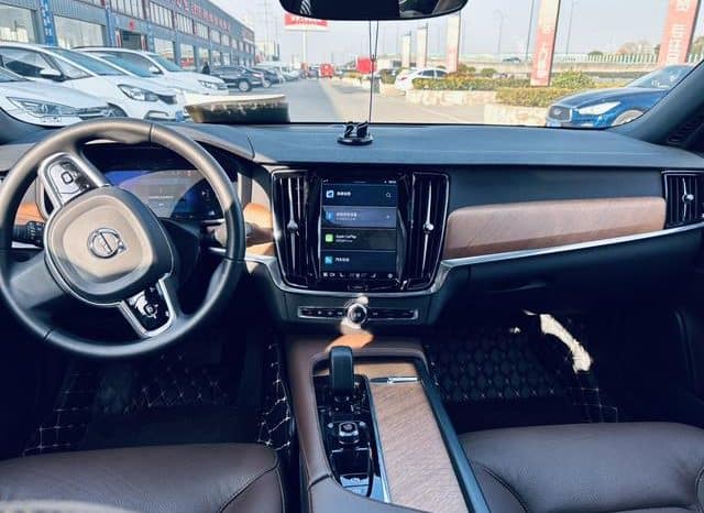 
								Volvo S90, 2023 full									