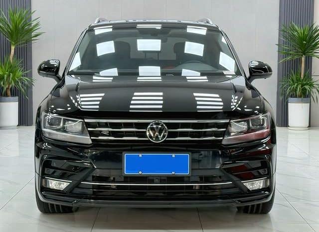 
								Volkswagen Tiguan L, 2021 full									