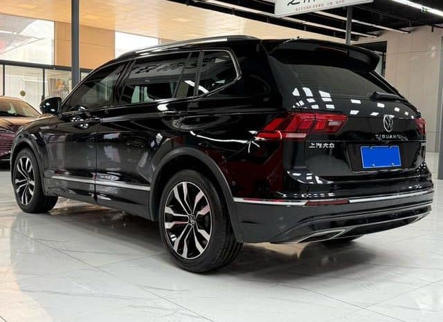 
								Volkswagen Tiguan L, 2021 full									
