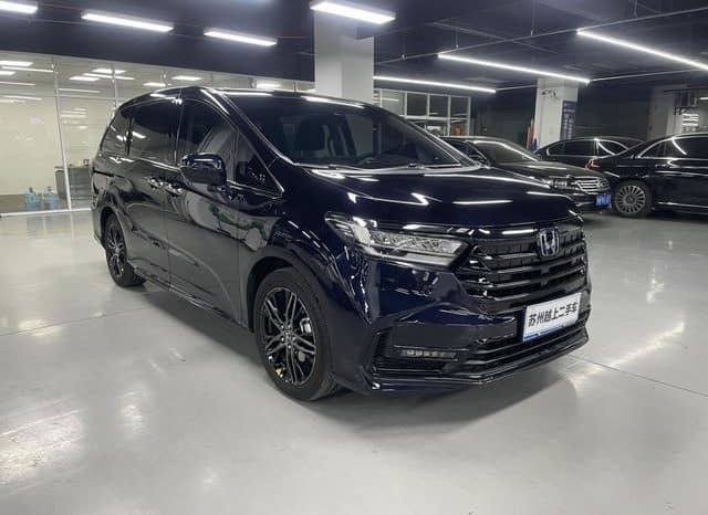 
								Honda Odyssey, 2023 full									