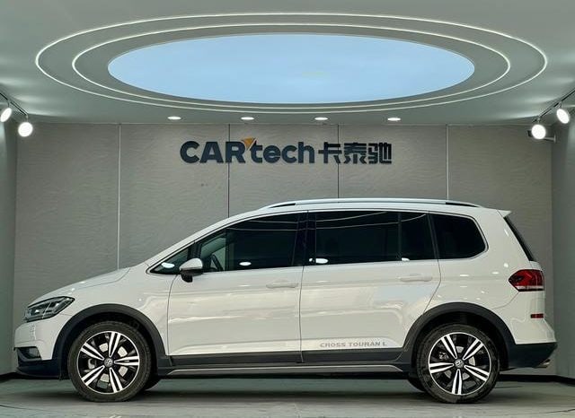 
								Volkswagen Touran L, 2020 full									