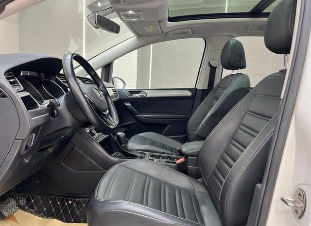 
								Volkswagen Touran L, 2020 full									