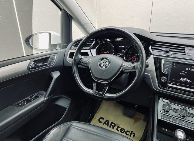 
								Volkswagen Touran L, 2020 full									