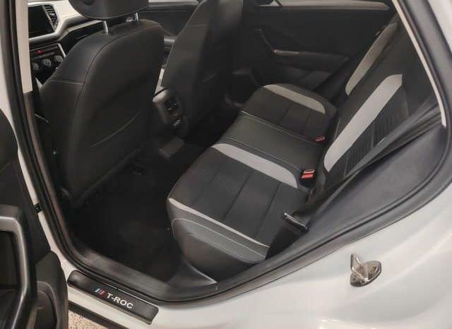 
								Volkswagen T-Roc, 2022 full									