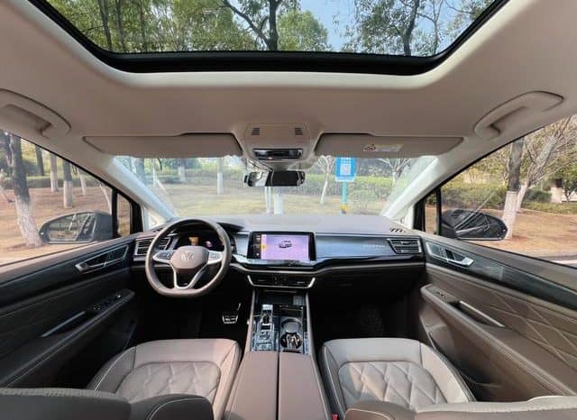 
								Volkswagen Viloran, 2023 full									