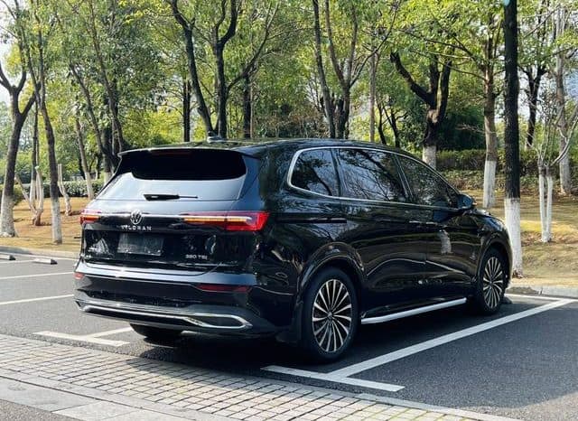 
								Volkswagen Viloran, 2023 full									