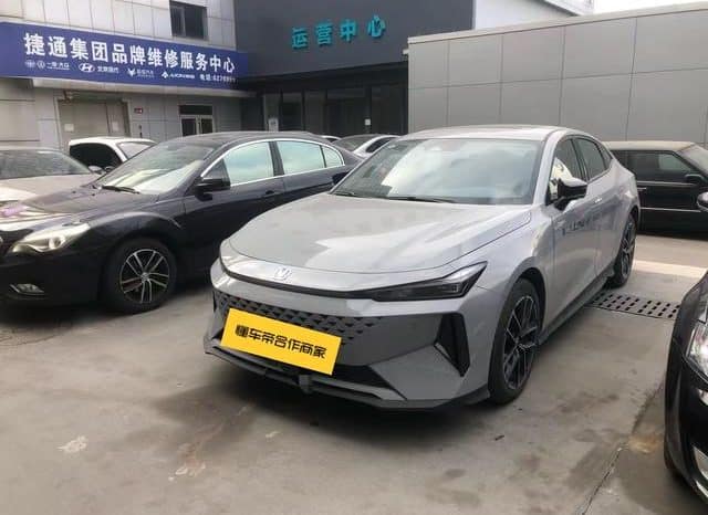 67b48c797cab4 Changan UNI-V Smart, 2024
