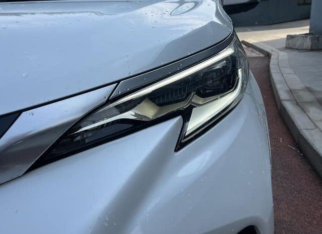 
								Toyota Granvia, 2024 full									