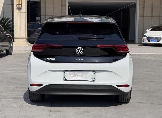 
								Volkswagen ID.3, 2024 full									
